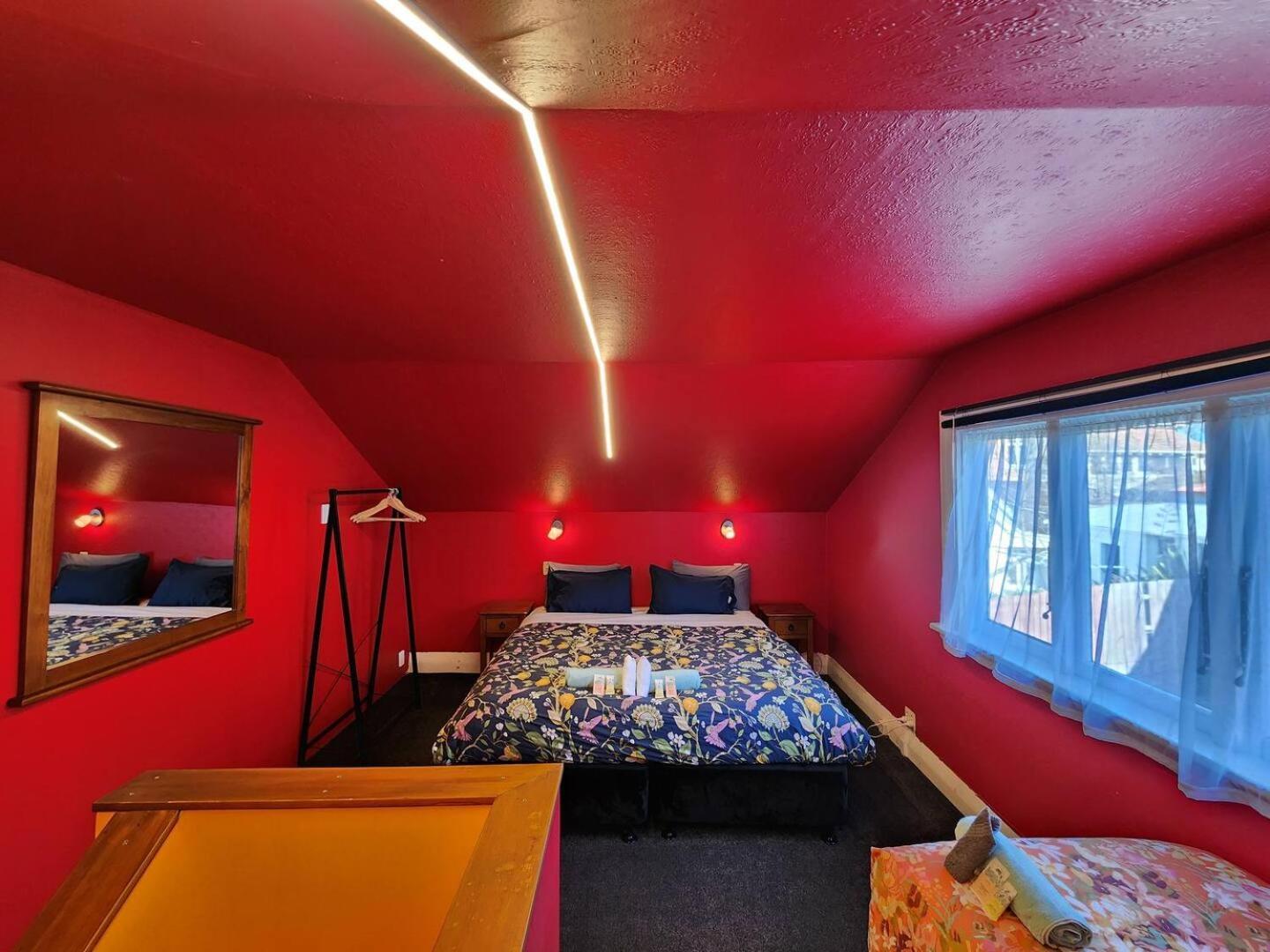 A Stone'S Throw From Town Main House Hotel Dunedin Ngoại thất bức ảnh